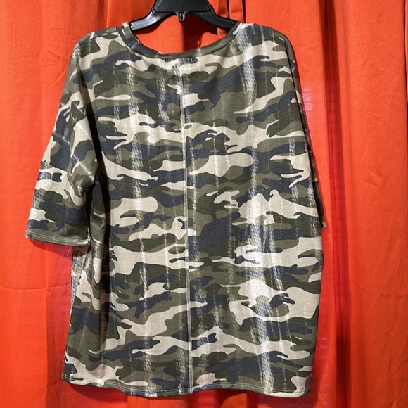 Bundle of shirts (5) - Picture 4 of 11